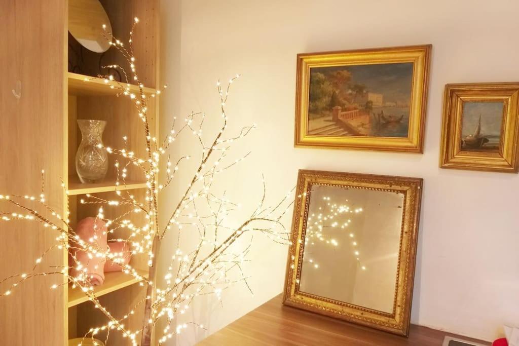 Small Luxurious Room In The Heart Of Saint Germain Paris Exterior photo